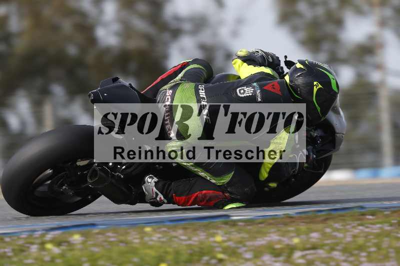 /Archiv-2024/02 29.01.-02.02.2024 Moto Center Thun Jerez/Gruppe schwarz-black/backside